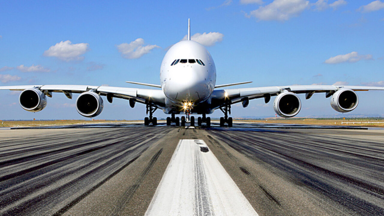 Tout sur l' Airbus A380, le géant des cieux